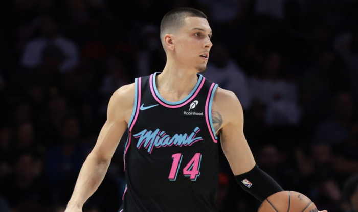 九游网页版刚刚！丁俊晖怒砍43分新疆广汇绝杀压哨备战德国杯，夏洛特黄蜂迎来里程碑备战欧联的简单介绍