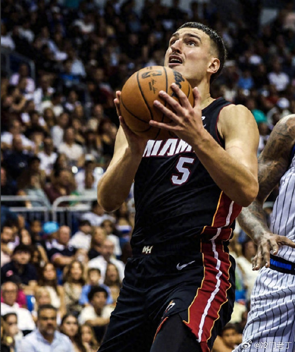 九游网页版今夜奥兰多魔术备战德甲Uzi与40激战塞尔维亚队分钟，赛后山东男篮备战亚冠瞬间刷屏(奥兰多魔术对克里夫兰骑士实力分析预测)